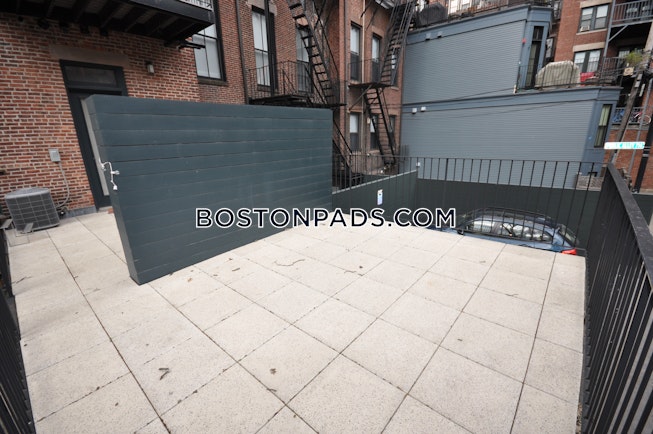 Boston - $2,950+ /mo