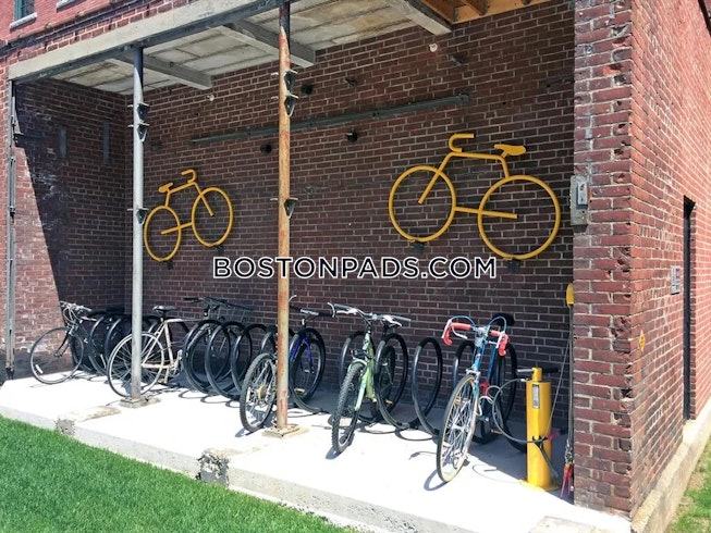 Worcester - $2,205+ /mo