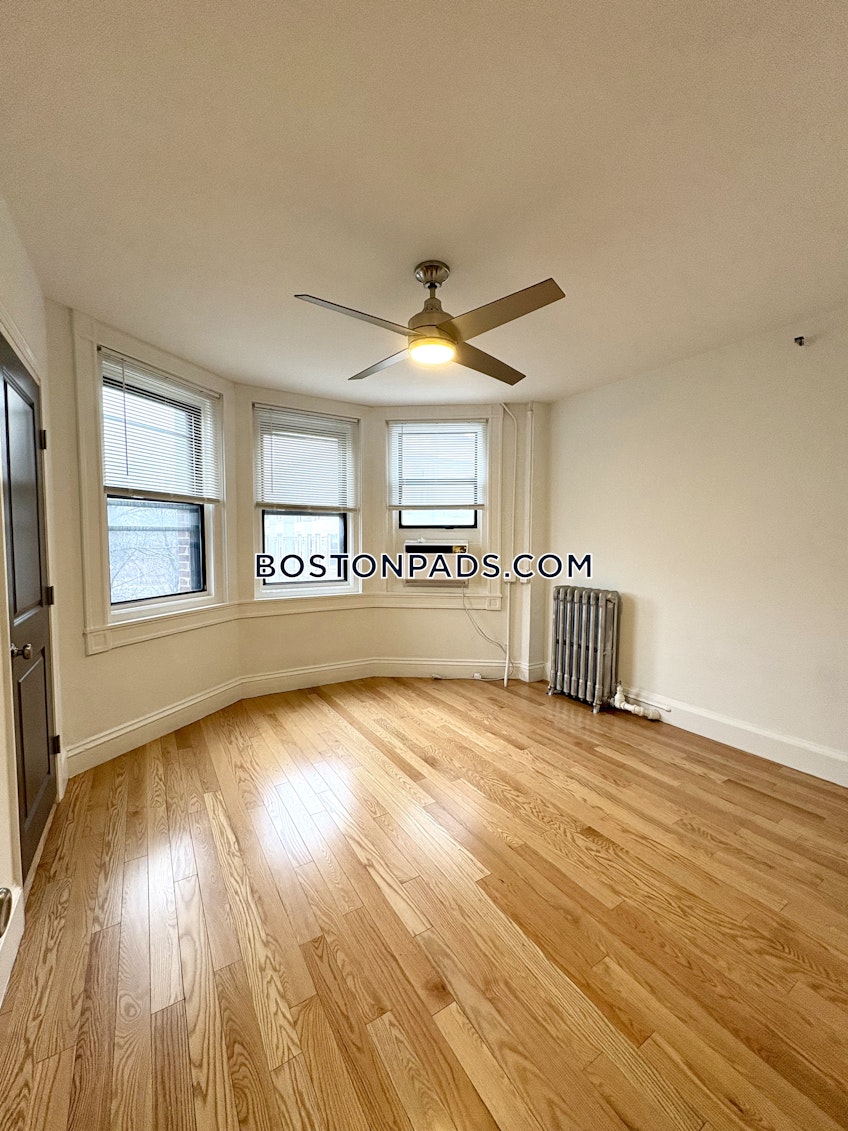Boston - $5,100+ /month
