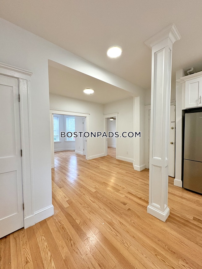 Boston - $5,100+ /mo