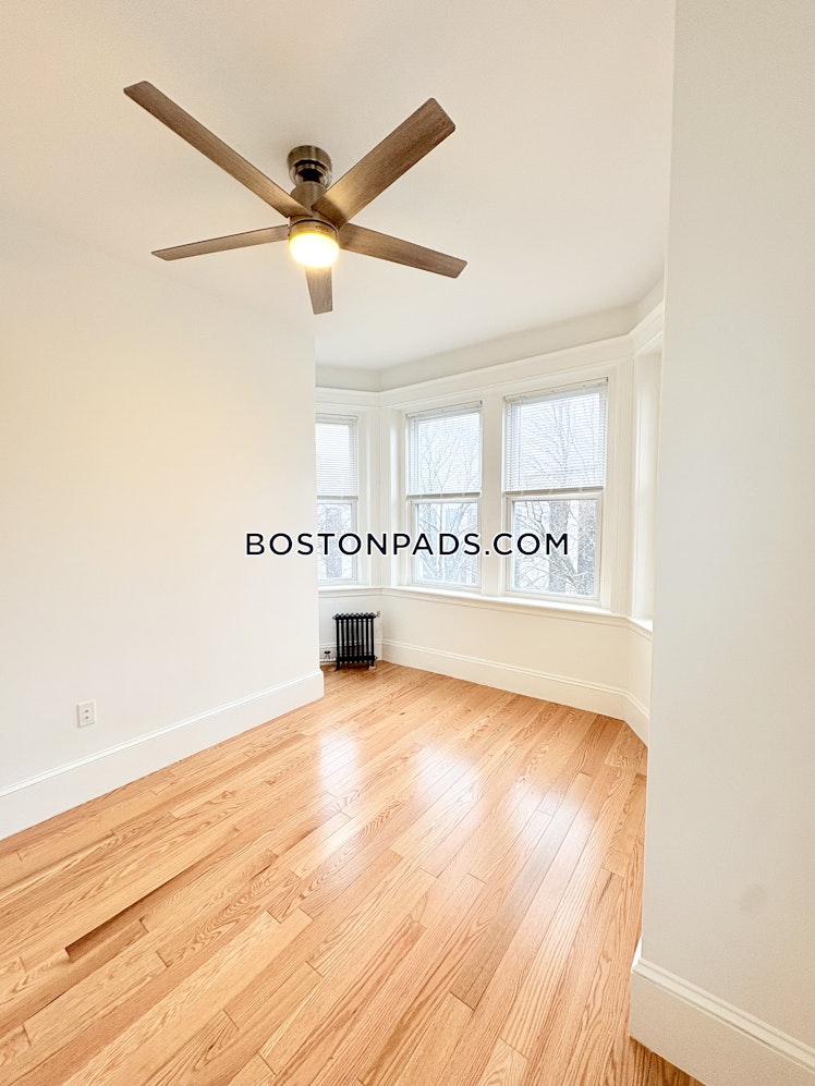 Hemenway St., Boston