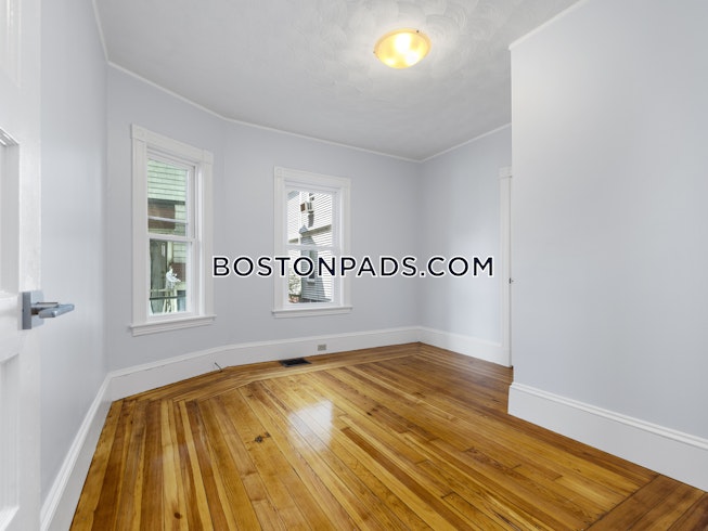 Somerville - $4,600+ /mo