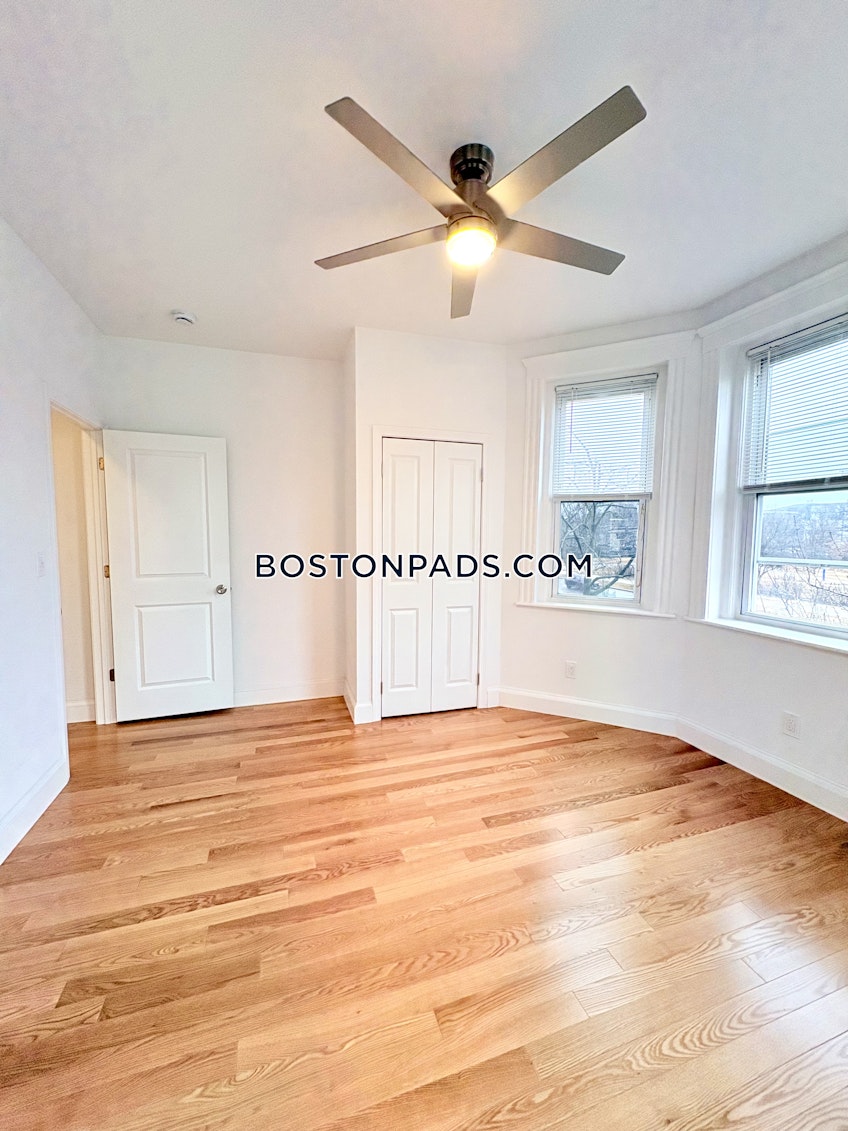 Boston - $4,150+ /month