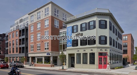 Rantoul St. Beverly photo 11