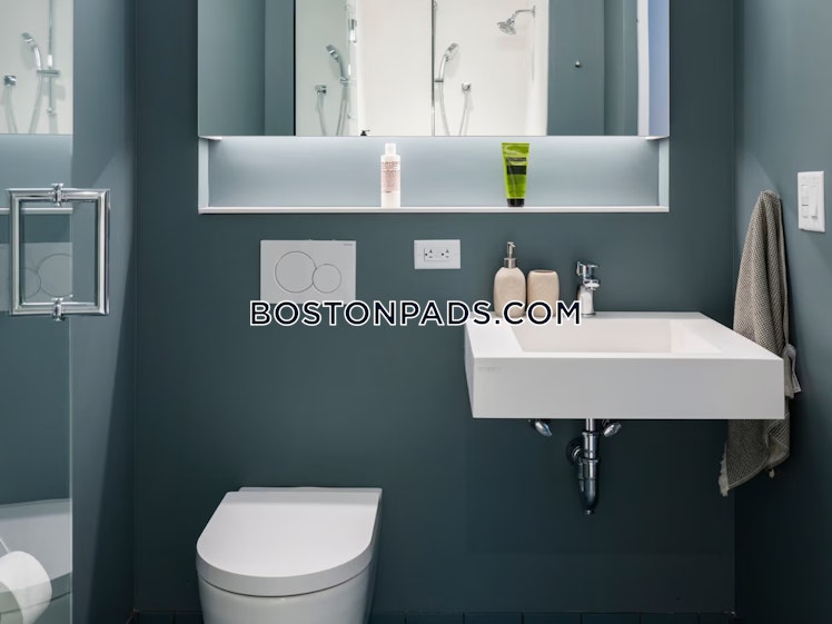 Boylston St., Boston