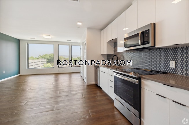 Boston - $3,950+ /mo