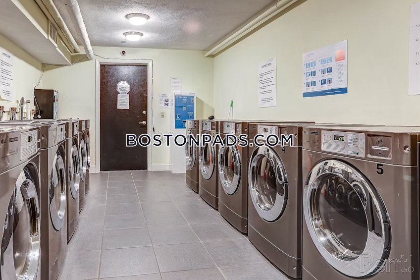 Abington - $2,455+ /month