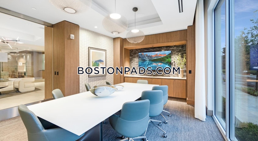 Wellesley - $17,059+ /month