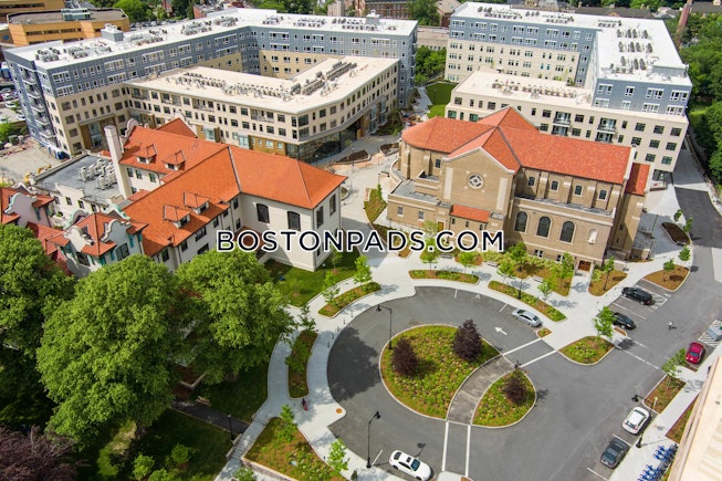 Boston - $3,687+ /mo
