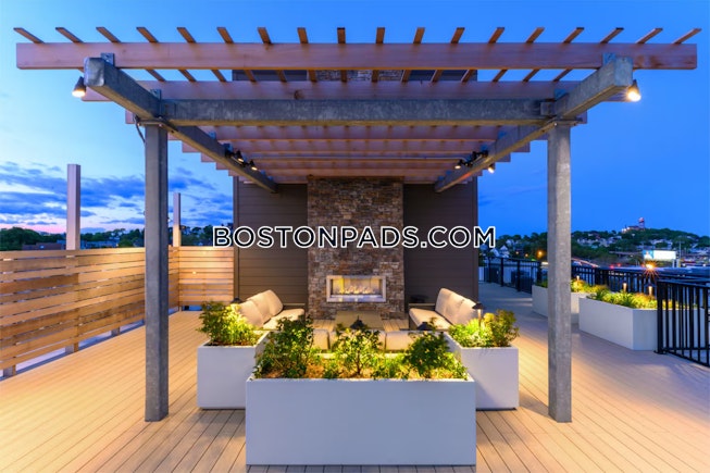 Everett - $2,599+ /mo