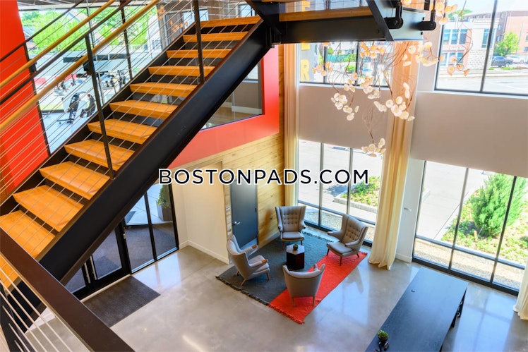 Revere Beach Pkwy, Everett