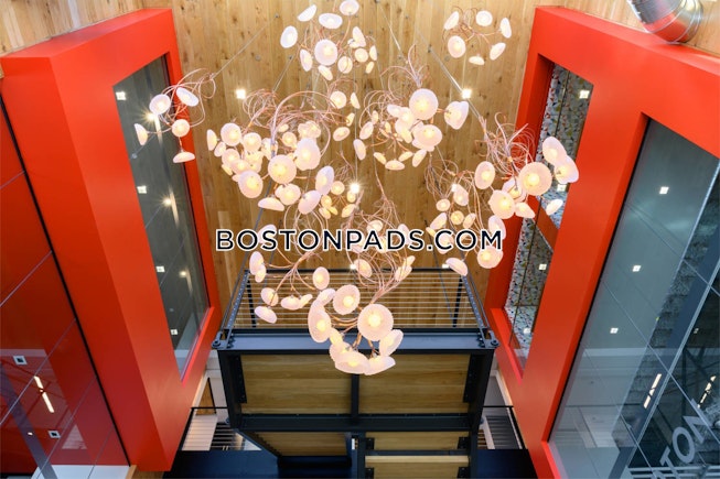 Everett - $2,449+ /mo