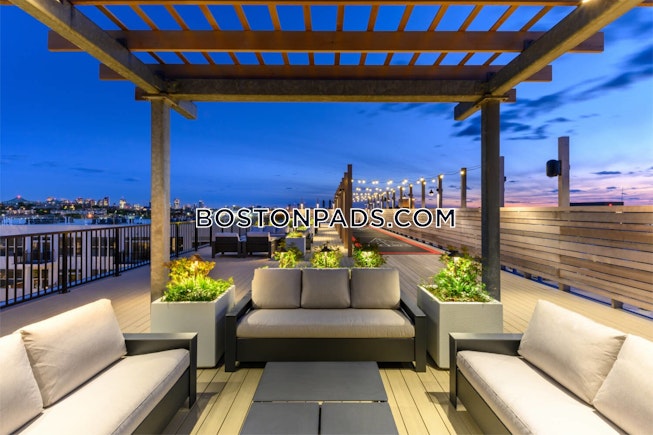 Everett - $2,449+ /mo