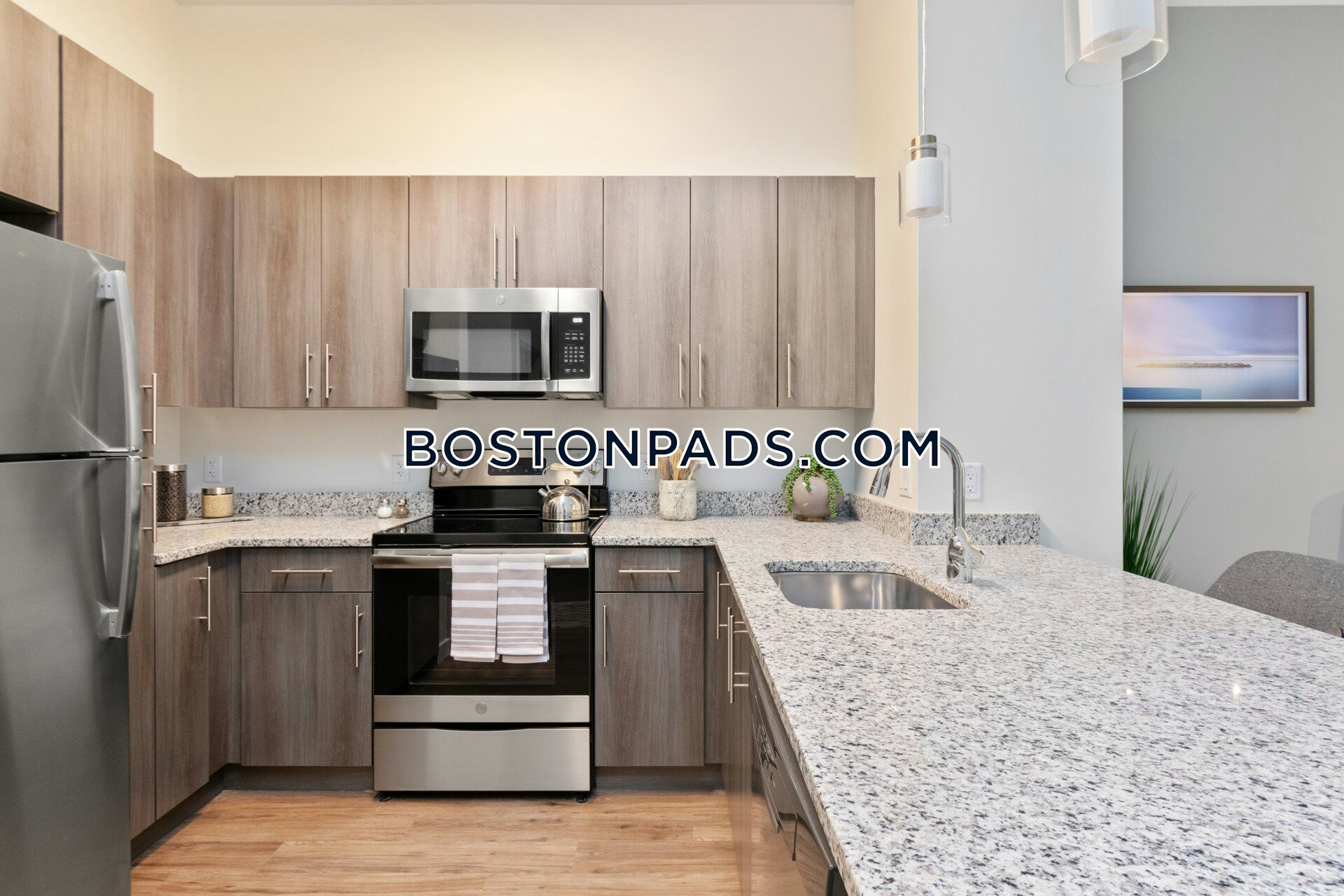 The Q - 2 Beds, 2 Baths - $2,819 - ID#8024158