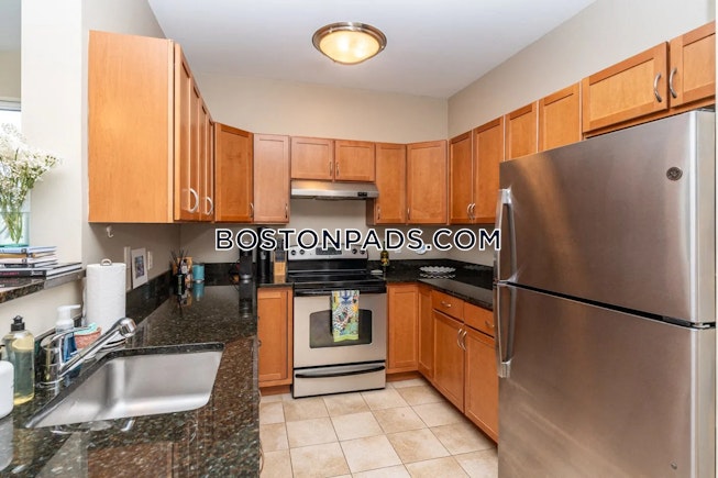 Boston - $6,140+ /mo