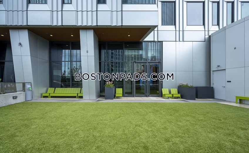 Boston - $6,435+ /month