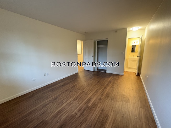 Brookline - $3,300+ /mo