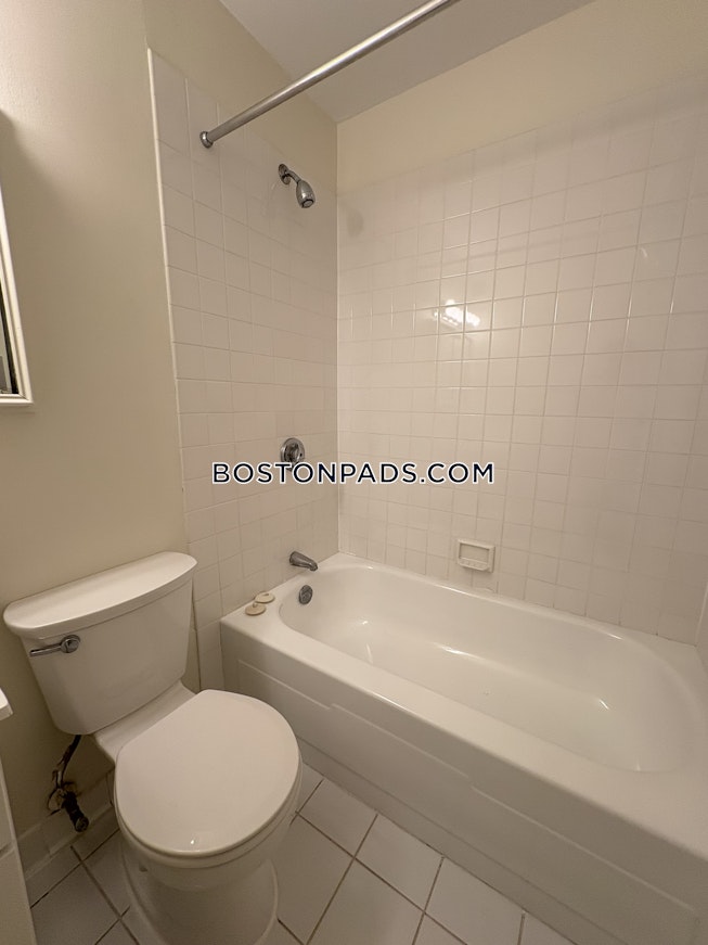 Brookline - $3,300+ /mo