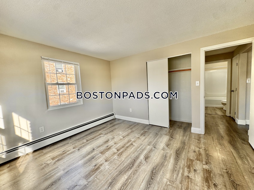 Lowell - $2,150+ /month
