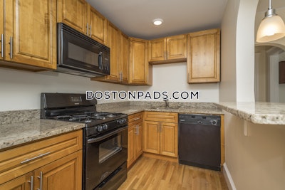 Somerville Apartment for rent 2 Bedrooms 1 Bath  Winter Hill - $2,900 No Fee