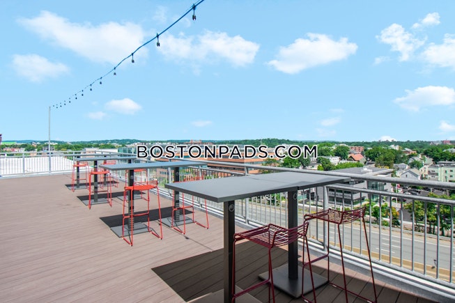 Boston - $3,050+ /mo