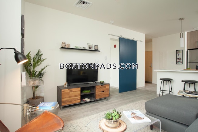 Boston - $3,050+ /mo