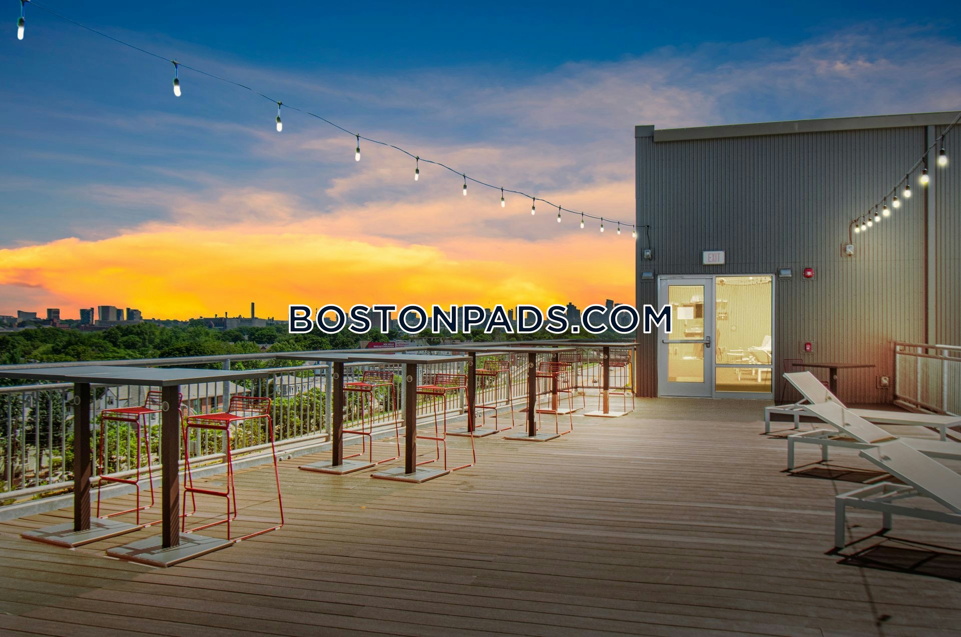 Boston - 0 Beds, 1 Baths