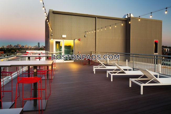 Boston - $4,455+ /mo