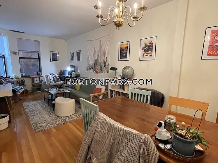 Gainsborough St., Boston