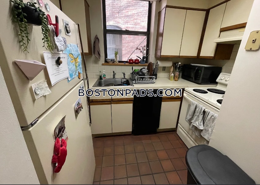 Boston - $2,800+ /month