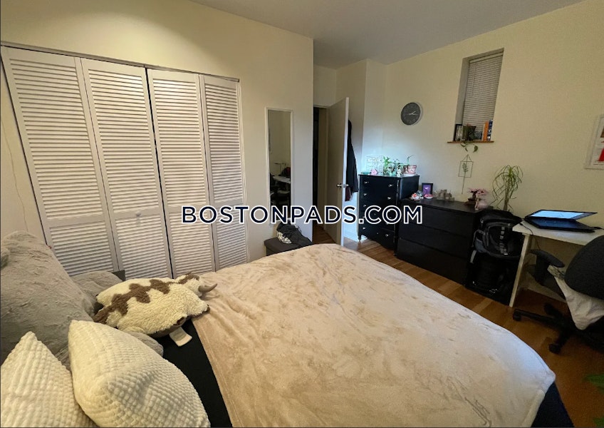Boston - $2,800+ /month