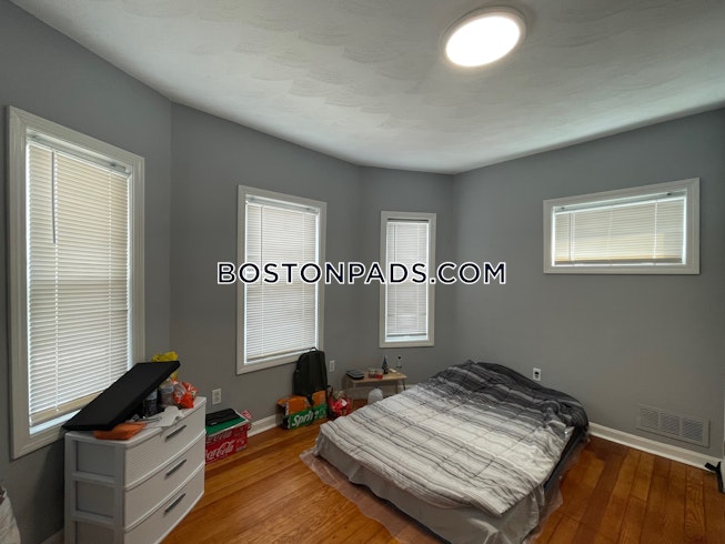 Somerville - $4,825+ /mo