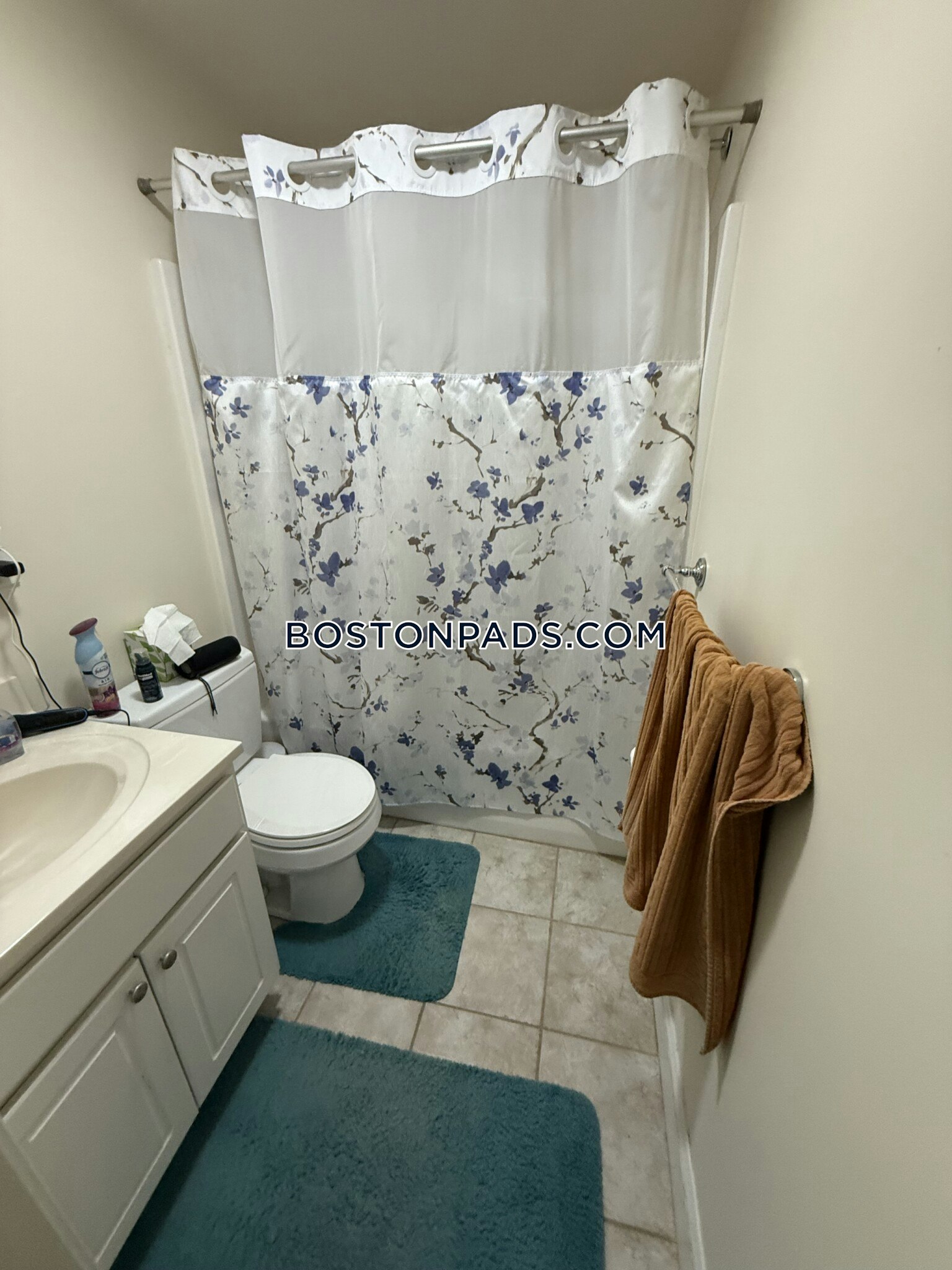 Cambridge - $2,945