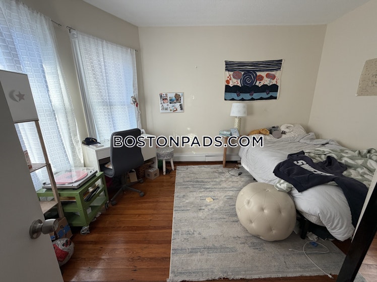 Winchester St., Medford