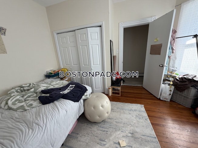 Medford - $3,545+ /mo