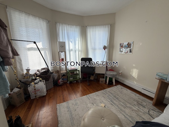 Medford - $3,545+ /mo