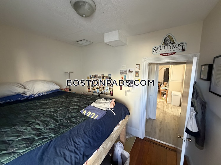 Winchester St., Medford