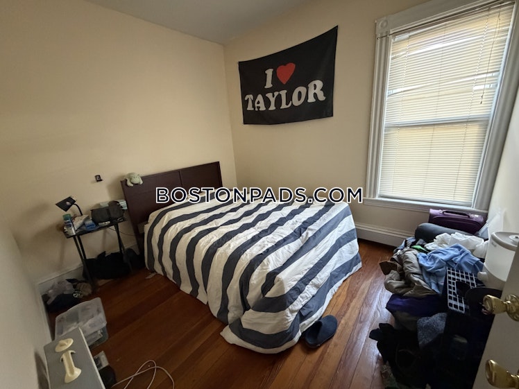 Winchester St., Medford