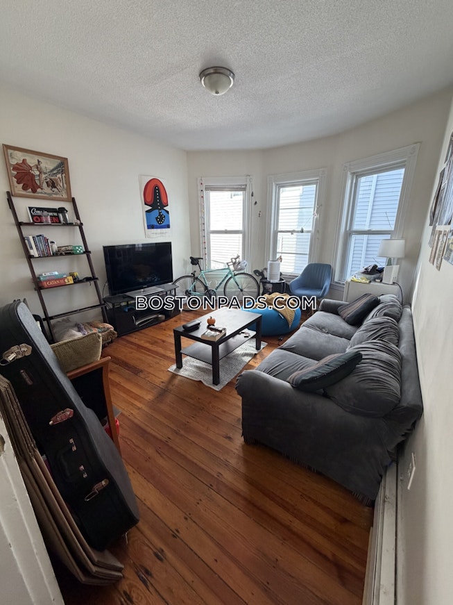 Medford - $3,545+ /mo