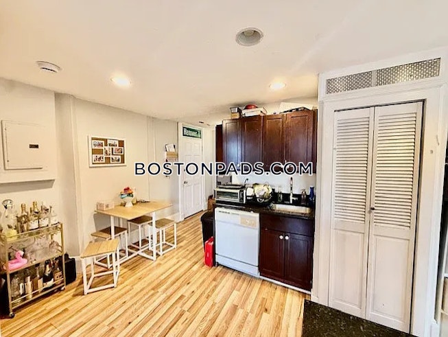 Boston - $5,500+ /mo