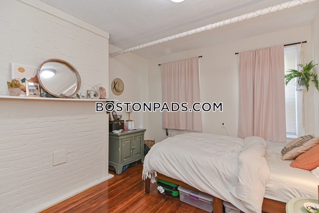 Roxbury Crossing - $9,300+ /mo