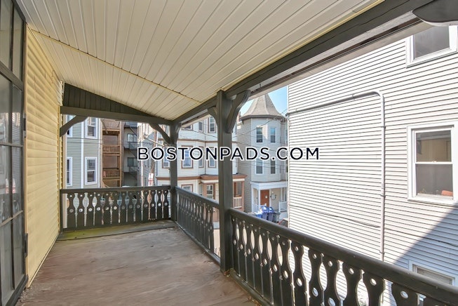 Roxbury Crossing - $9,300+ /mo