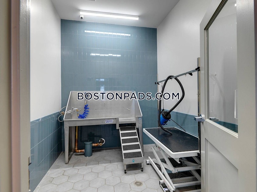 Salem - $2,615+ /month