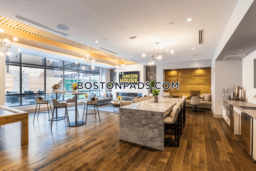 Framingham - $2,935+ /month