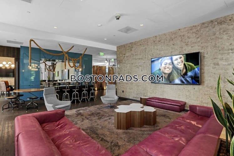 Boylston St., Boston