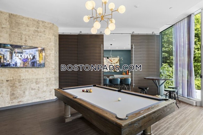 Boston - $4,326+ /mo