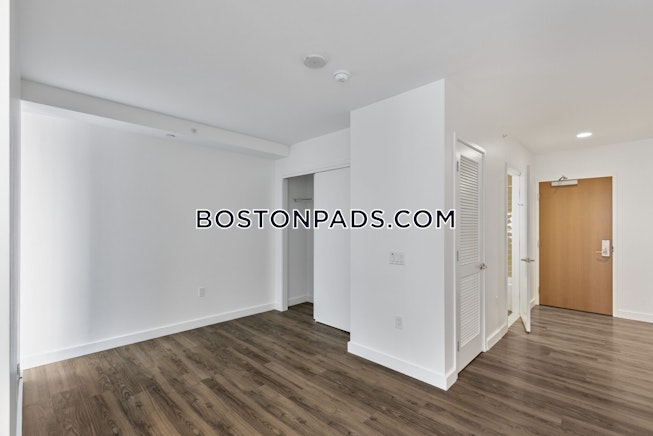 Boston - $4,326+ /mo