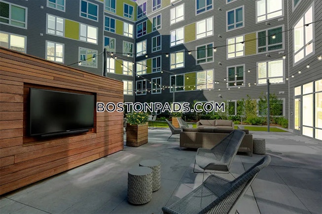 Boston - $4,600+ /mo