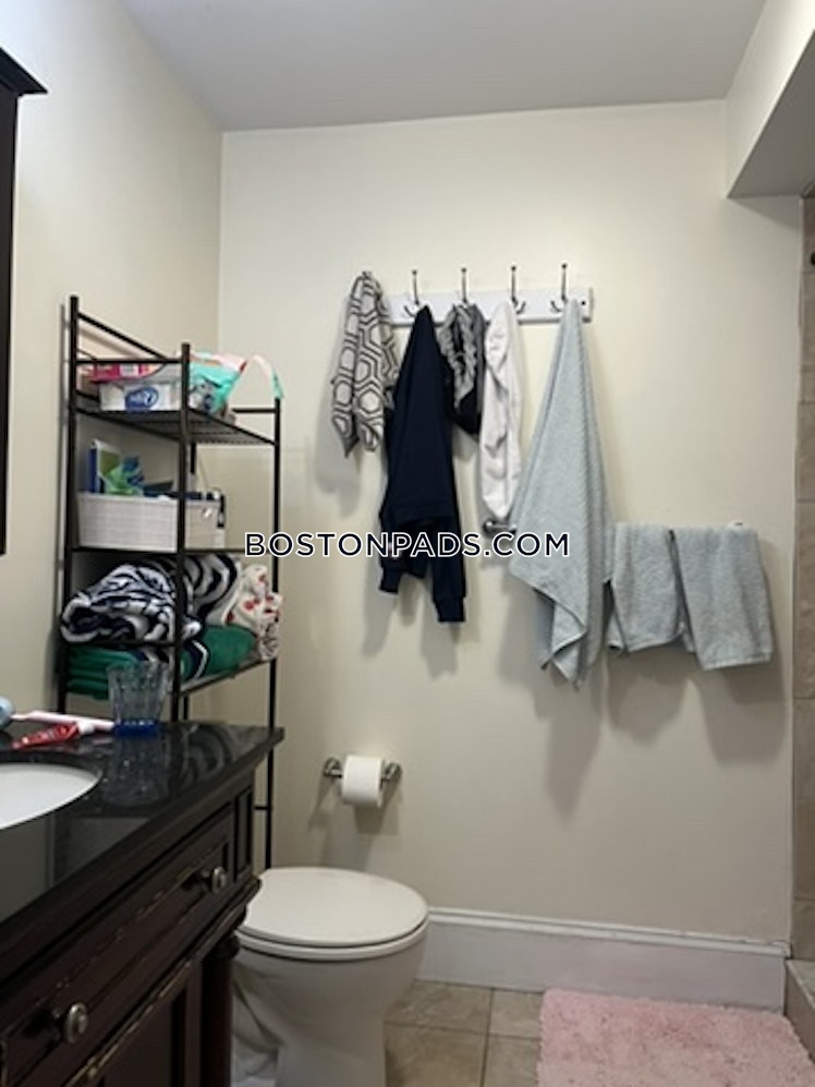 Fisher Ave., Roxbury Crossing