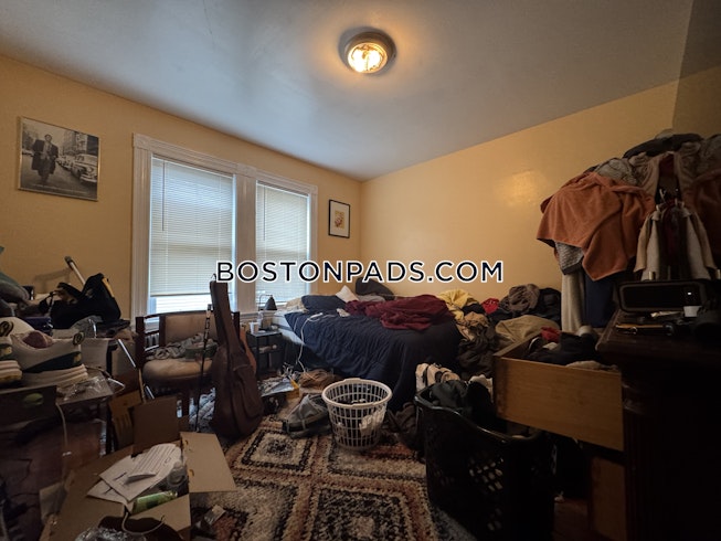 Boston - $3,000+ /mo